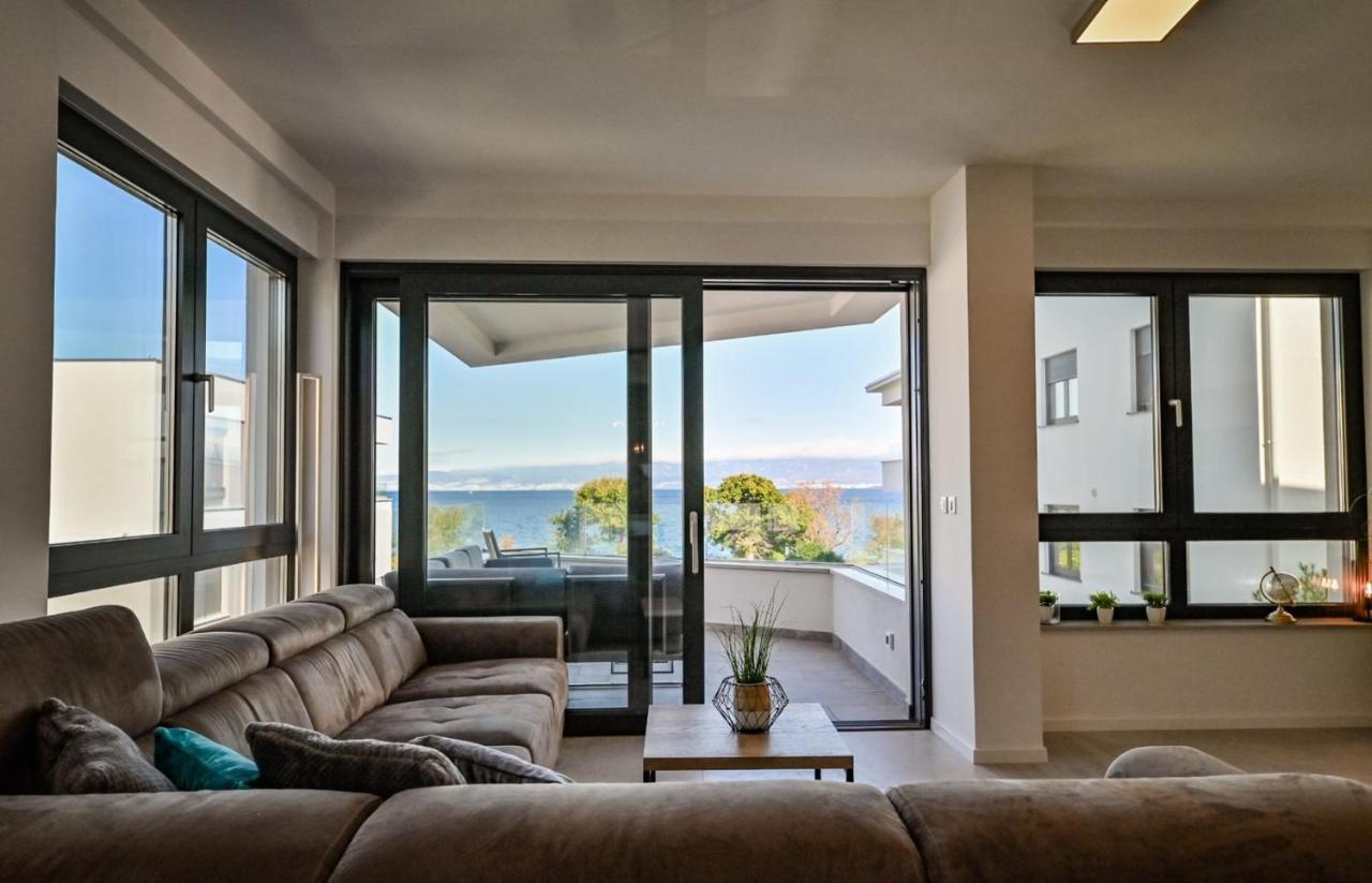 Two Bedroom Apartment Blue Sea Malinska Ngoại thất bức ảnh