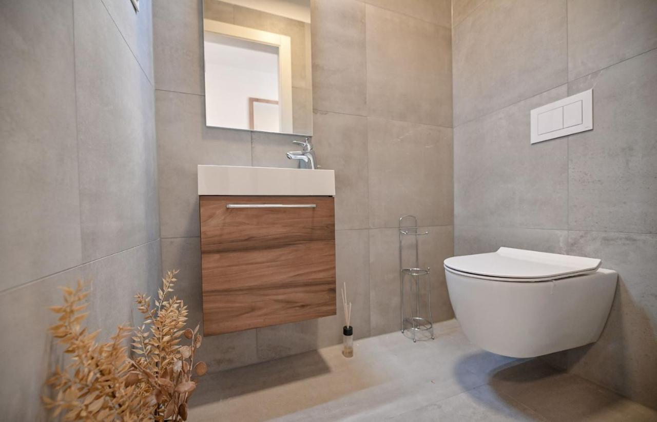 Two Bedroom Apartment Blue Sea Malinska Ngoại thất bức ảnh